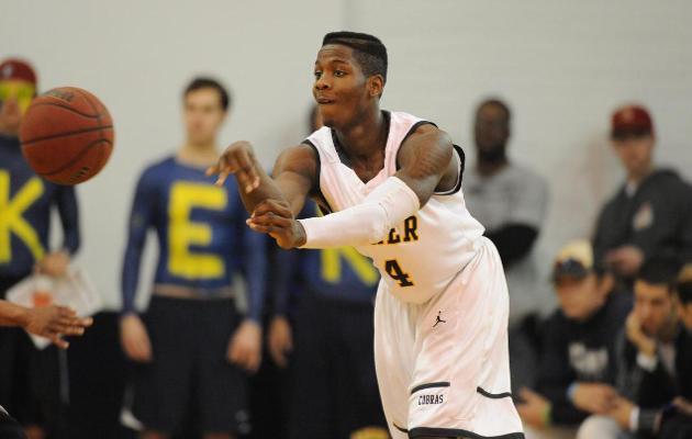 Beckett Leads Cobras to 89-85 Win Over Belmont Abbey