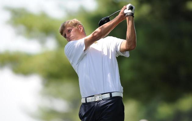 Coker Golf in 10th After Day One at Spring Kickoff