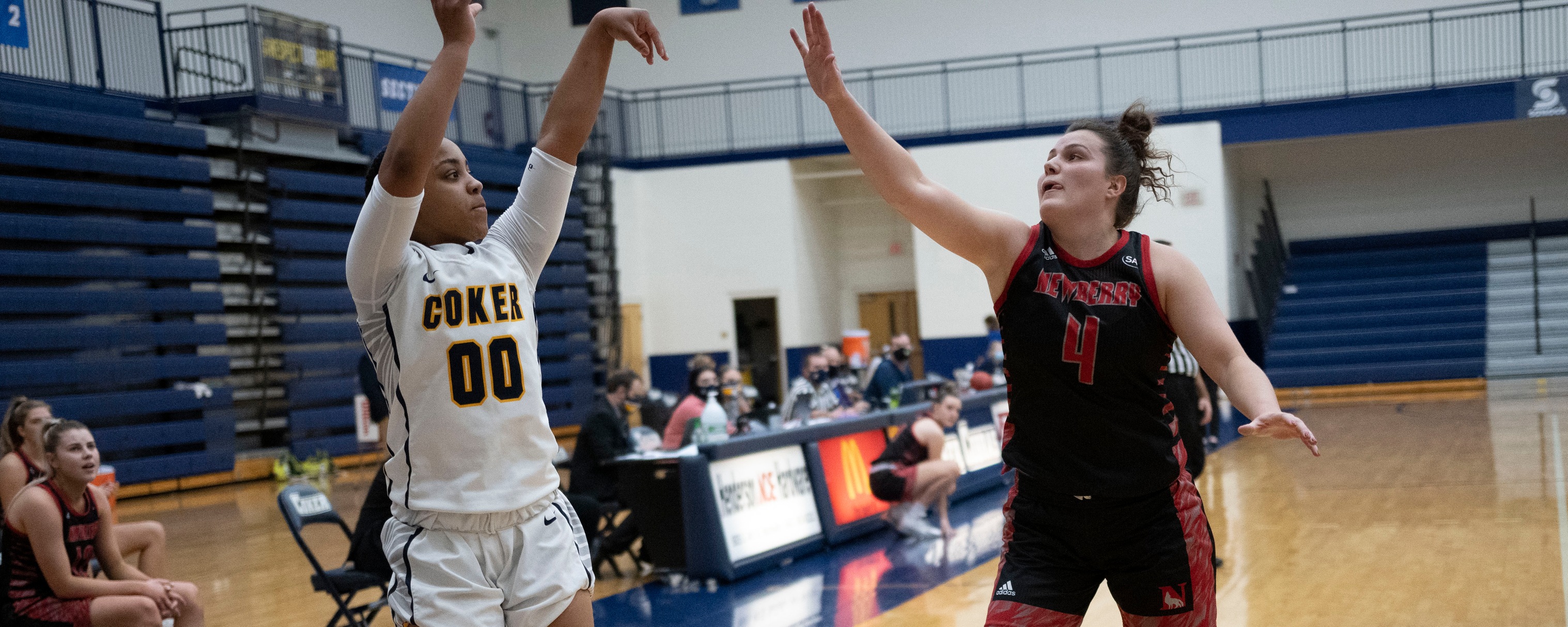 Women's Basketball Comes Up Short Against No. 12/21 Carson-Newman