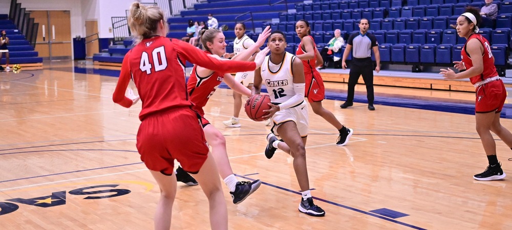 Women's Basketball Drops Conference Contest to Lincoln Memorial on Saturday