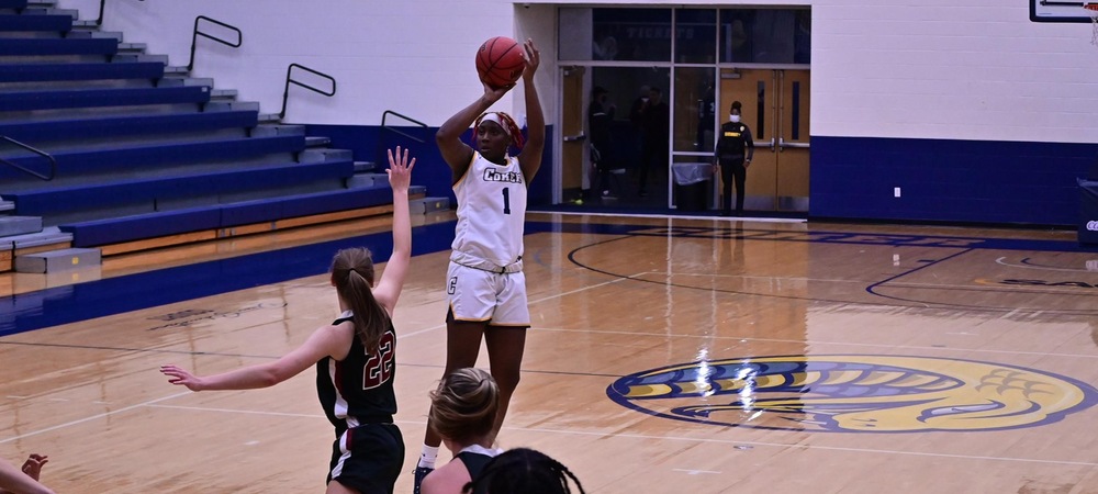 Richardson Notches Double-Double, 500th Career Rebound in Overtime Loss to Newberry