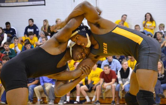 Cobras Go Undefeated at Coker Duals