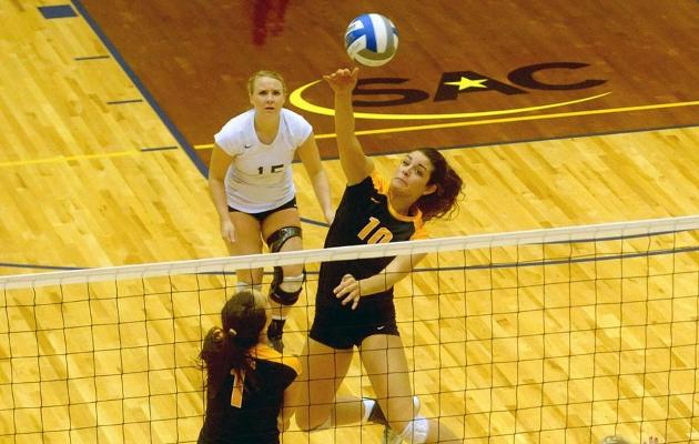 Coker Women's Volleyball Opens DeLoach Center with a Bang