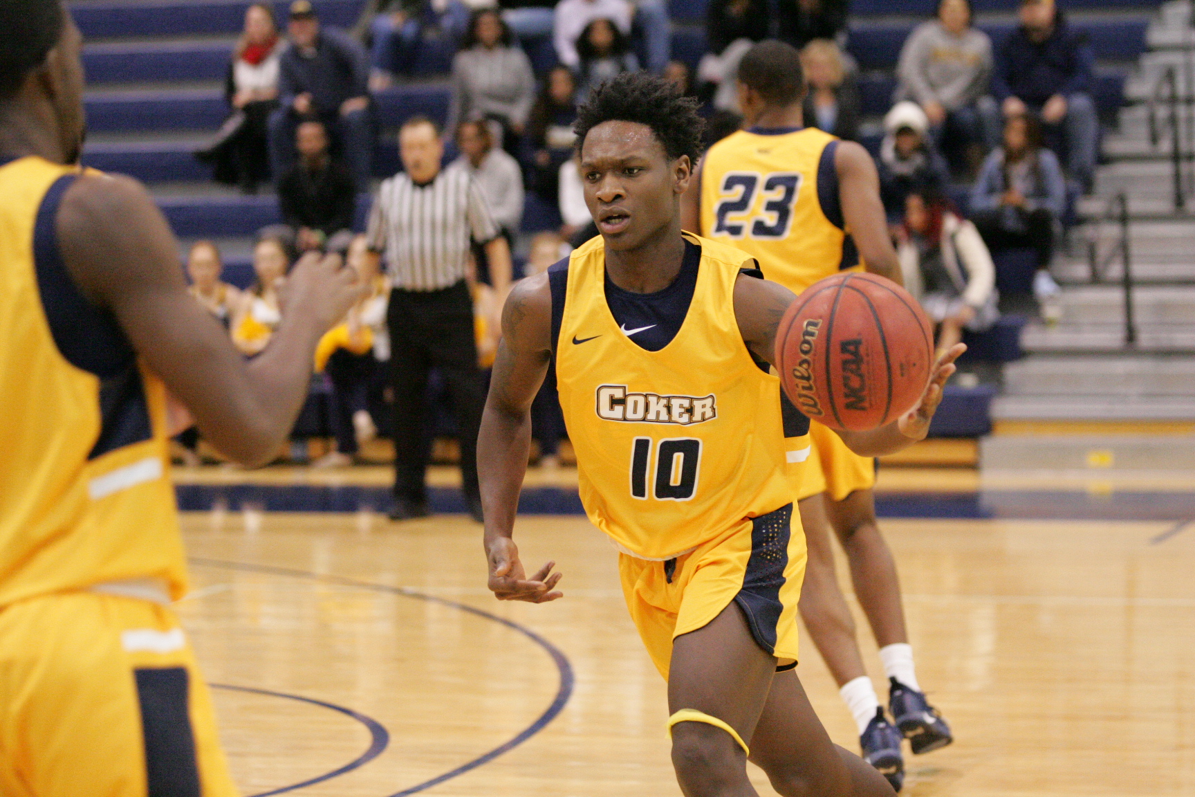 Men's Basketball Rallies to Force Overtime, but Falls Short to Mars Hill in Conference Action