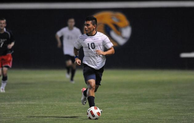Coker's Recinos Named Conference Carolinas Men's Soccer Player of the Week