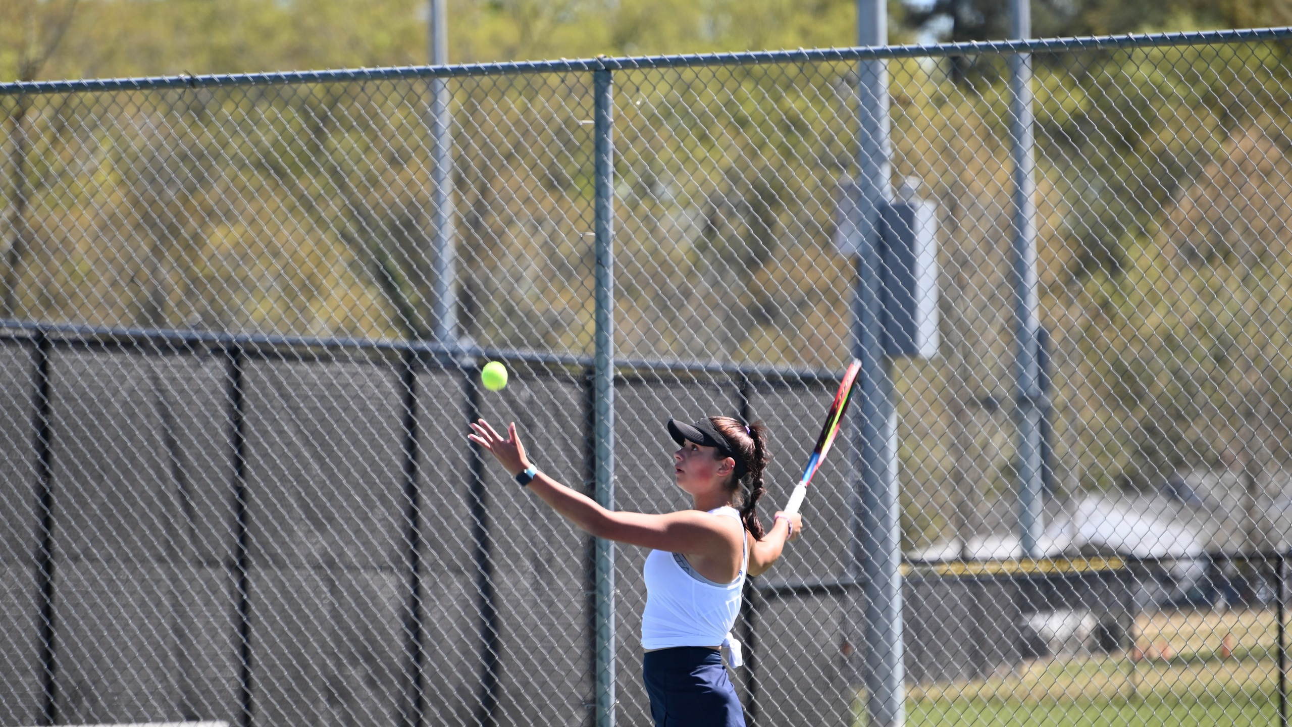 Women’s Tennis Brings Home the Victory on the Road