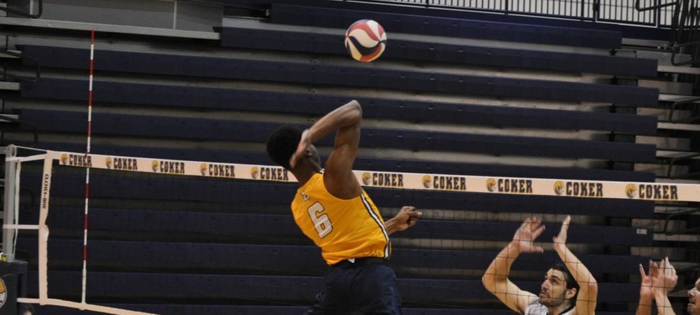Men's Volleyball Falls in Five Sets at St. Andrews