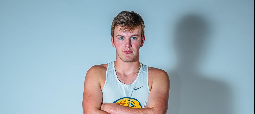 Baker's Pole Vault Record Highlights Men's Track and Field at the USC Indoor Open