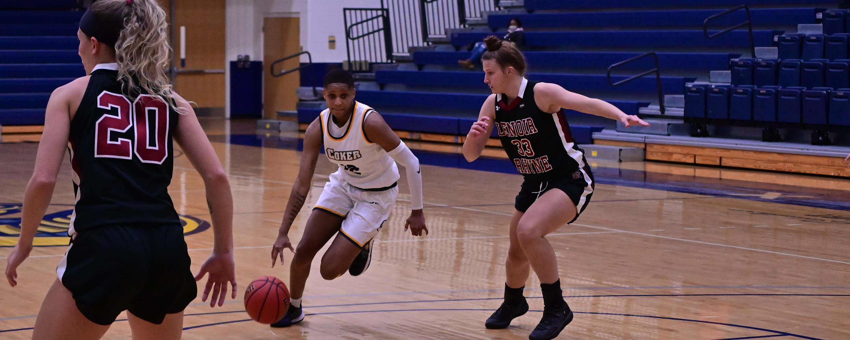 Women's Basketball Falls at No. 14 Catawba Wednesday Night